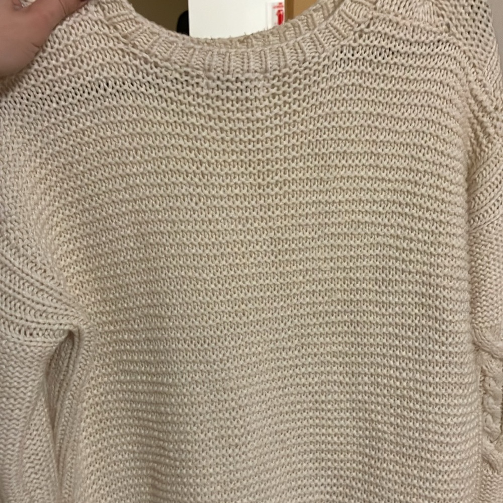 Sweater - Picture 5 of 7